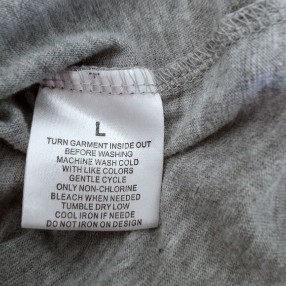 DISNEY STITCH OHANA GRAY T-SHIRT SZ.L EUC - Picture 6 of 6